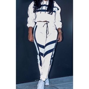 Reflective 2 Piece Set - fits like a Medium